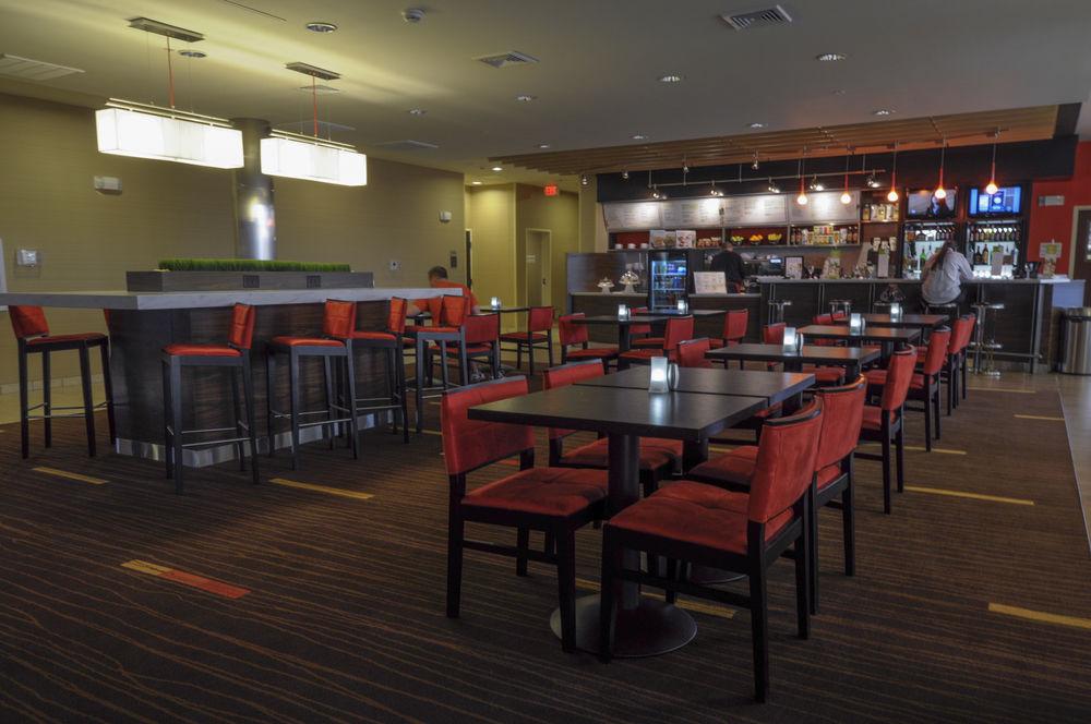 Courtyard By Marriott Lexington Keeneland/Airport Extérieur photo