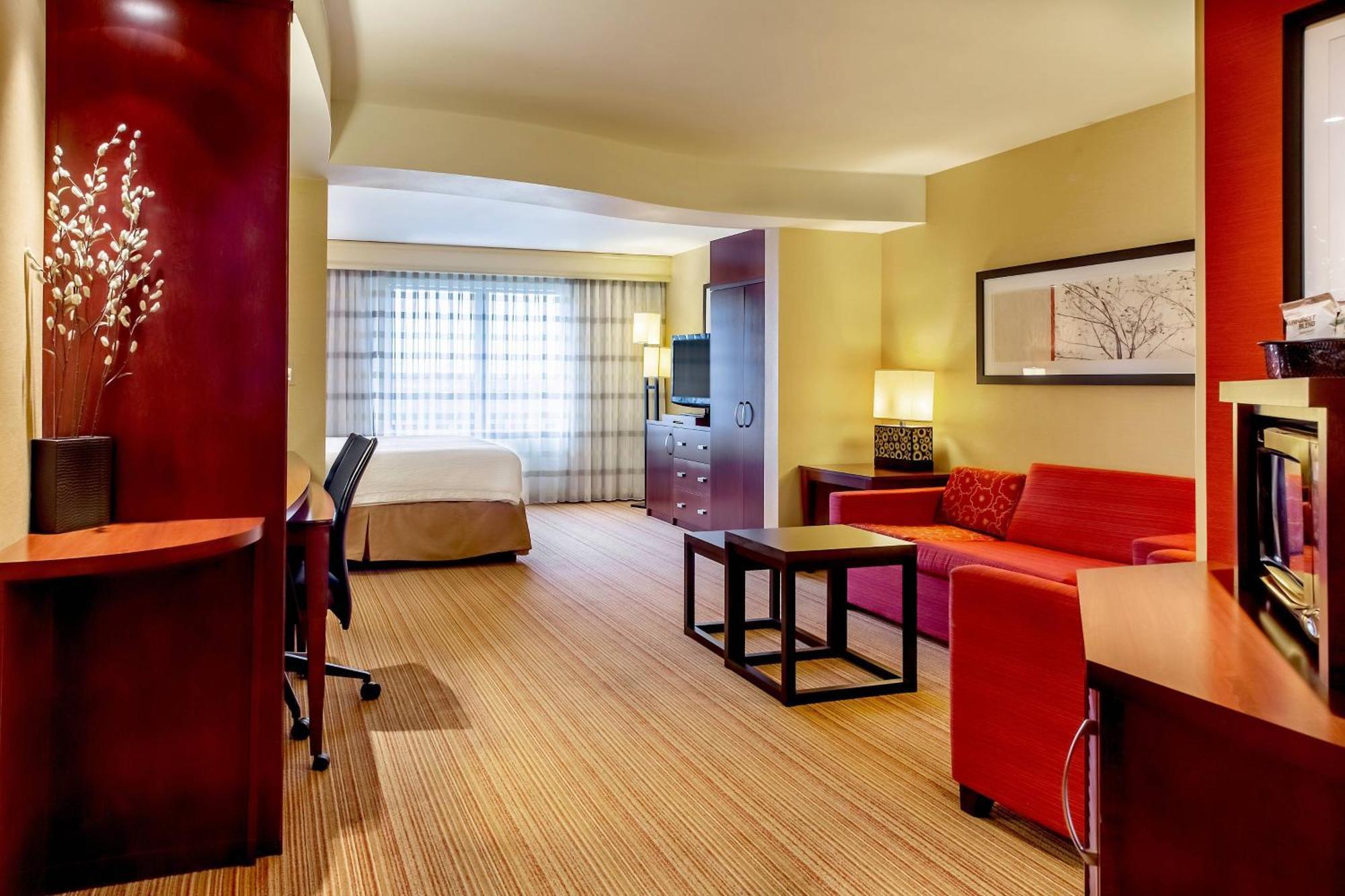 Courtyard By Marriott Lexington Keeneland/Airport Extérieur photo